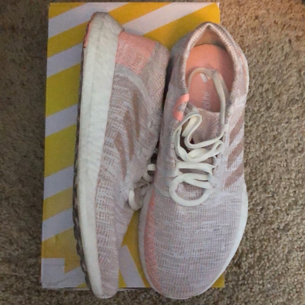 Adidas Sneakers 👟